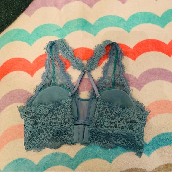 Aerie lace plunge bralette (with free halter bra) - Picture 5 of 10